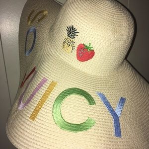 BNWT Juicy Couture sun hat